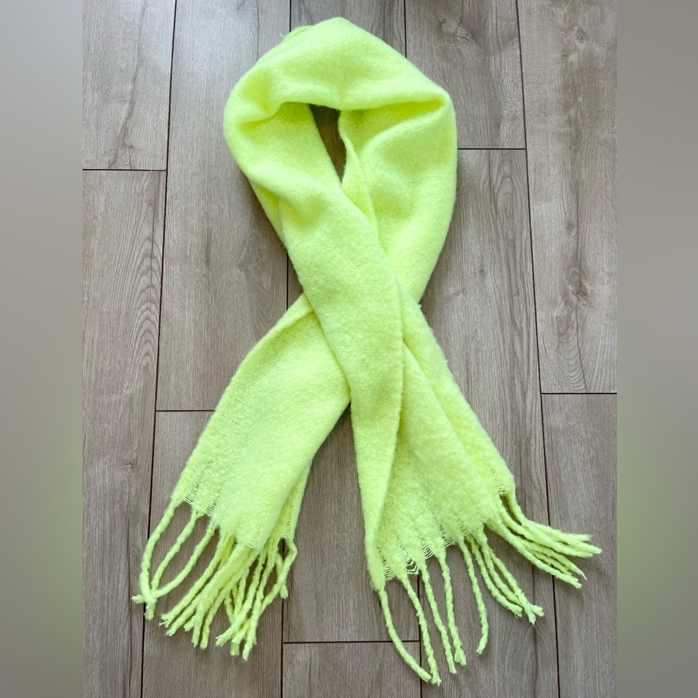 Aerie neon blanket scarf